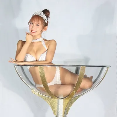 すず🧸🎐@バーレスク大阪 profile