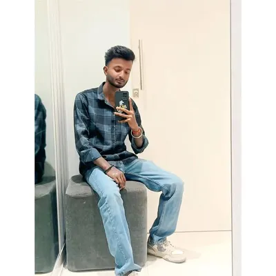 रविकेश शर्मा 👑 profile