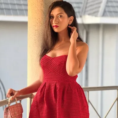 Dr. Swarali Deolikar profile