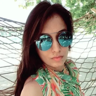 Pooja👩🏼‍💻🧚🏻✨💓