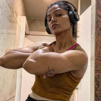 swati gade profile