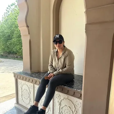 Swati Dhillon profile