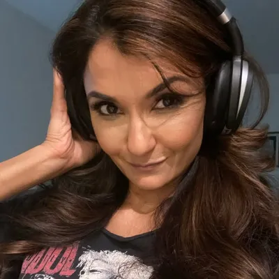Anjali Bhimani profile