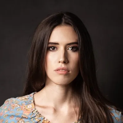 Caroline Renee Elliott profile
