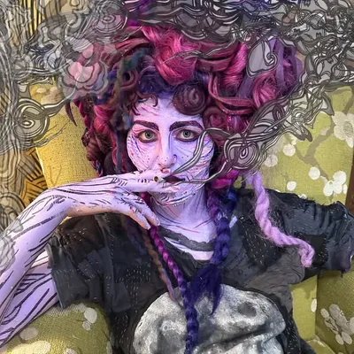 Caledonia Curry / Swoon profile