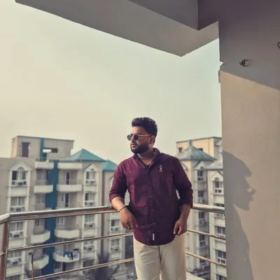 संकेत नायक 😈🔱 profile