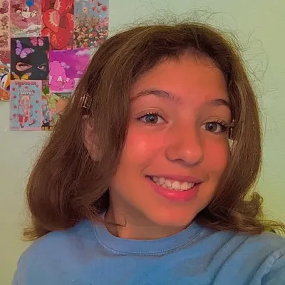 Sydney Bergerson profile