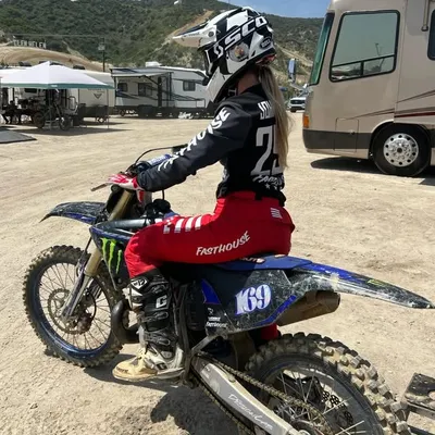 Sydney Johnston profile