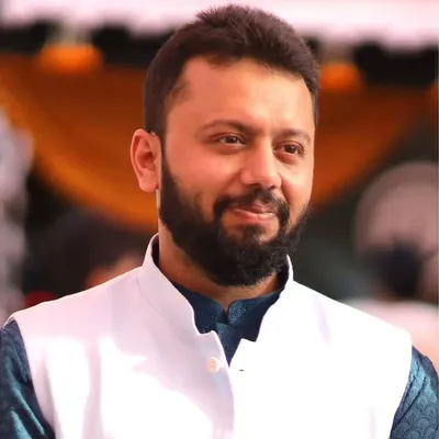 Syed Faiz Mubarak profile