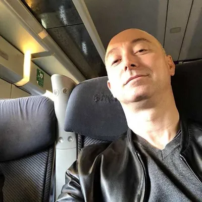 Chris Paris profile