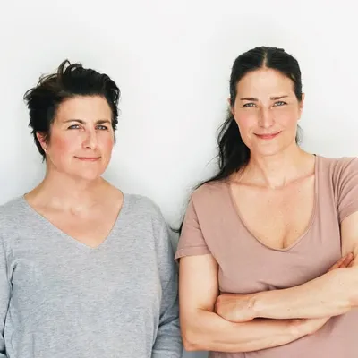 Lisa och Monica Eisenman profile