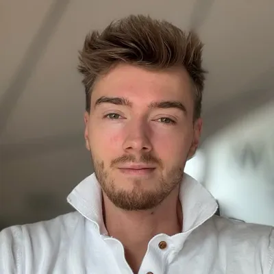 Szymon Hardek profile