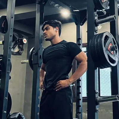 Shagun Thakur profile