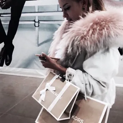 F A T M A |🌸Be Stylish💫. profile