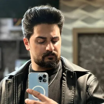 tabish gulzar beigh profile