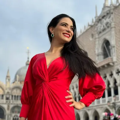 Valeza | Tacones & Sazones profile