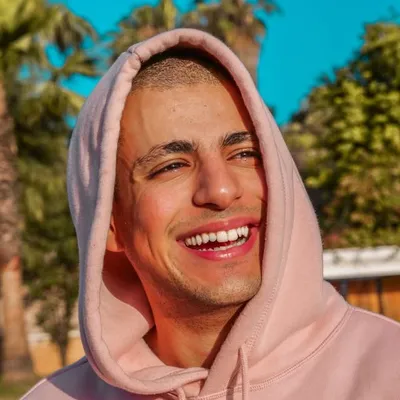 Taha Essou profile