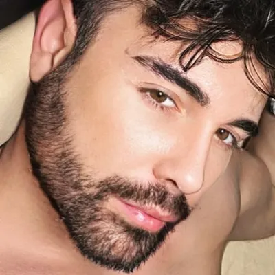 Taha Özer profile