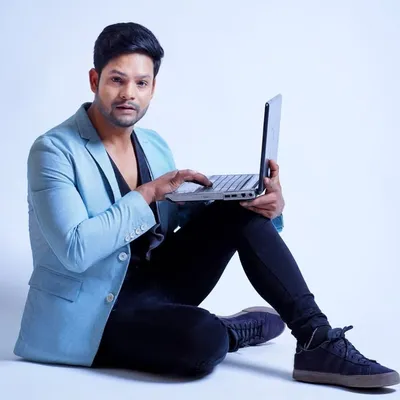 Tahir ali profile