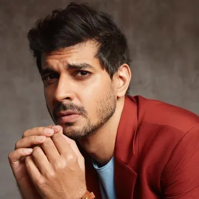 Tahir Raj Bhasin profile
