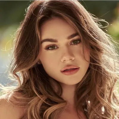 Tahlia profile