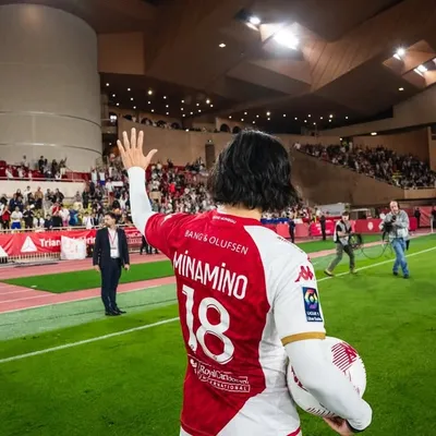 Takumi Minamino profile