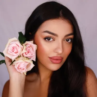Tala Aboushaar 🌴 تالة أبوشعر profile