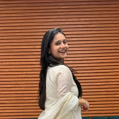 Urvashi Dubey profile