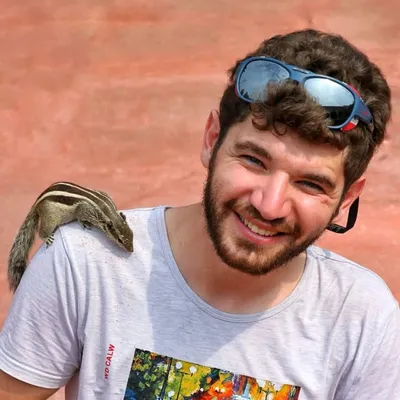 تنهاگرد profile