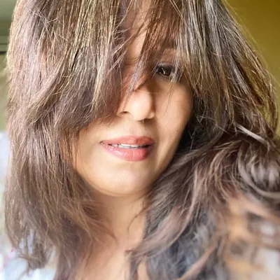 Taniyaa Kh profile