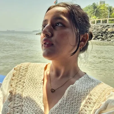 TANVI KELKAR ๐ซ profile