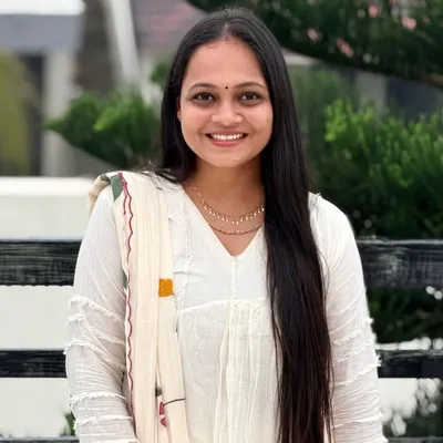 Tanvi Senjaliya🎓 profile