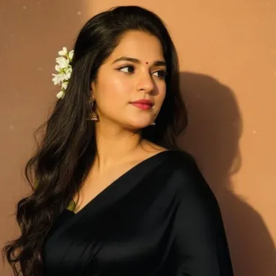 Tanvi🖤✨