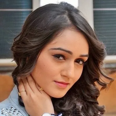 Tanya Sharma Fc profile