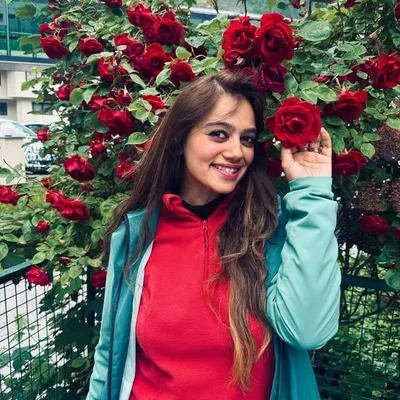 Tanya Tripathi Kandpal profile