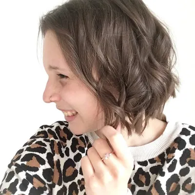 ANNE • 26 • Berlin profile