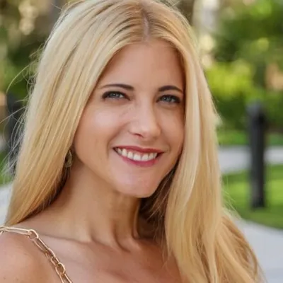 Tara Settembre | BLOGGER ๐ฉ๐ผโ๐ป profile
