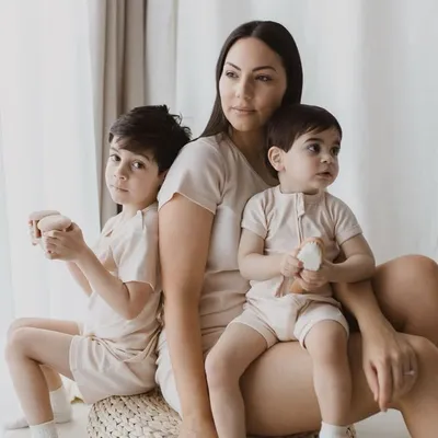 TARRYN KRYSTEN - MODEL & MUM profile