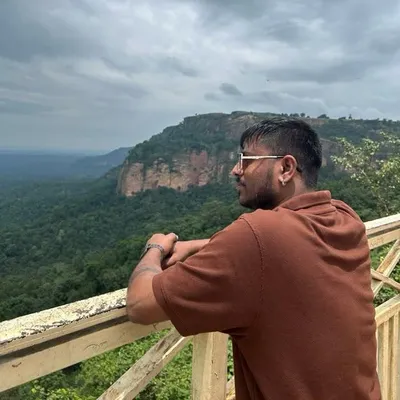 Tarun Lalwani✨ profile