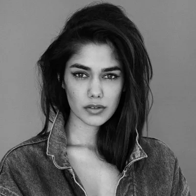 Tasie Lawrence profile
