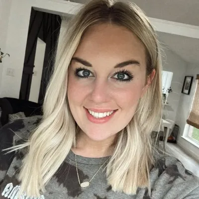 TAYLOR GARCIA profile