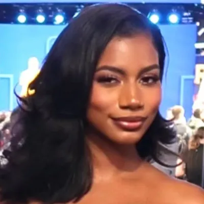 Taylor Rooks profile
