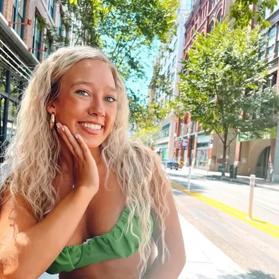 taylore kwiecinski profile