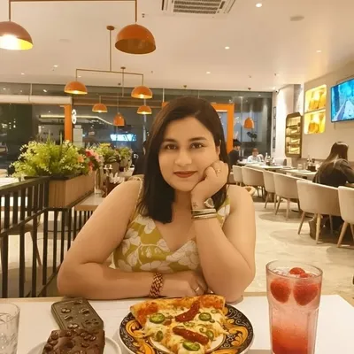 Tanisha Chopra 🧿 profile