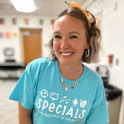 k-5 teacher + cincy creator profile