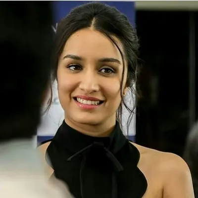 Shraddha kapoor ๐ profile