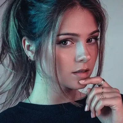 jessy hartel profile
