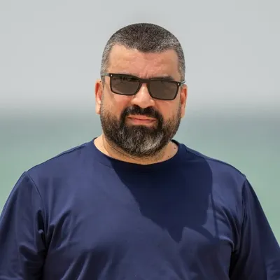 Dr. Ali Mohamad profile
