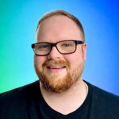 Roland Udvarlaki / Techusiast profile