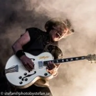 Ted Nugent profile